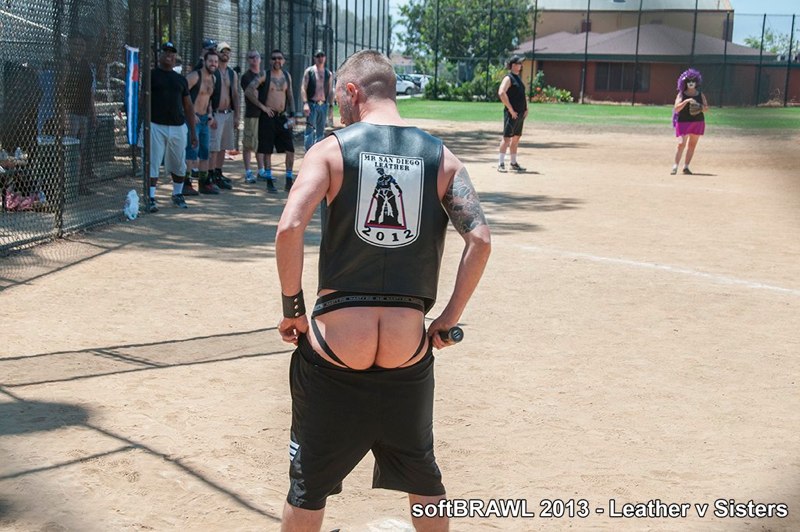 softBRAWL 2013 - Leather v Sisters - DSC_6044.jpg